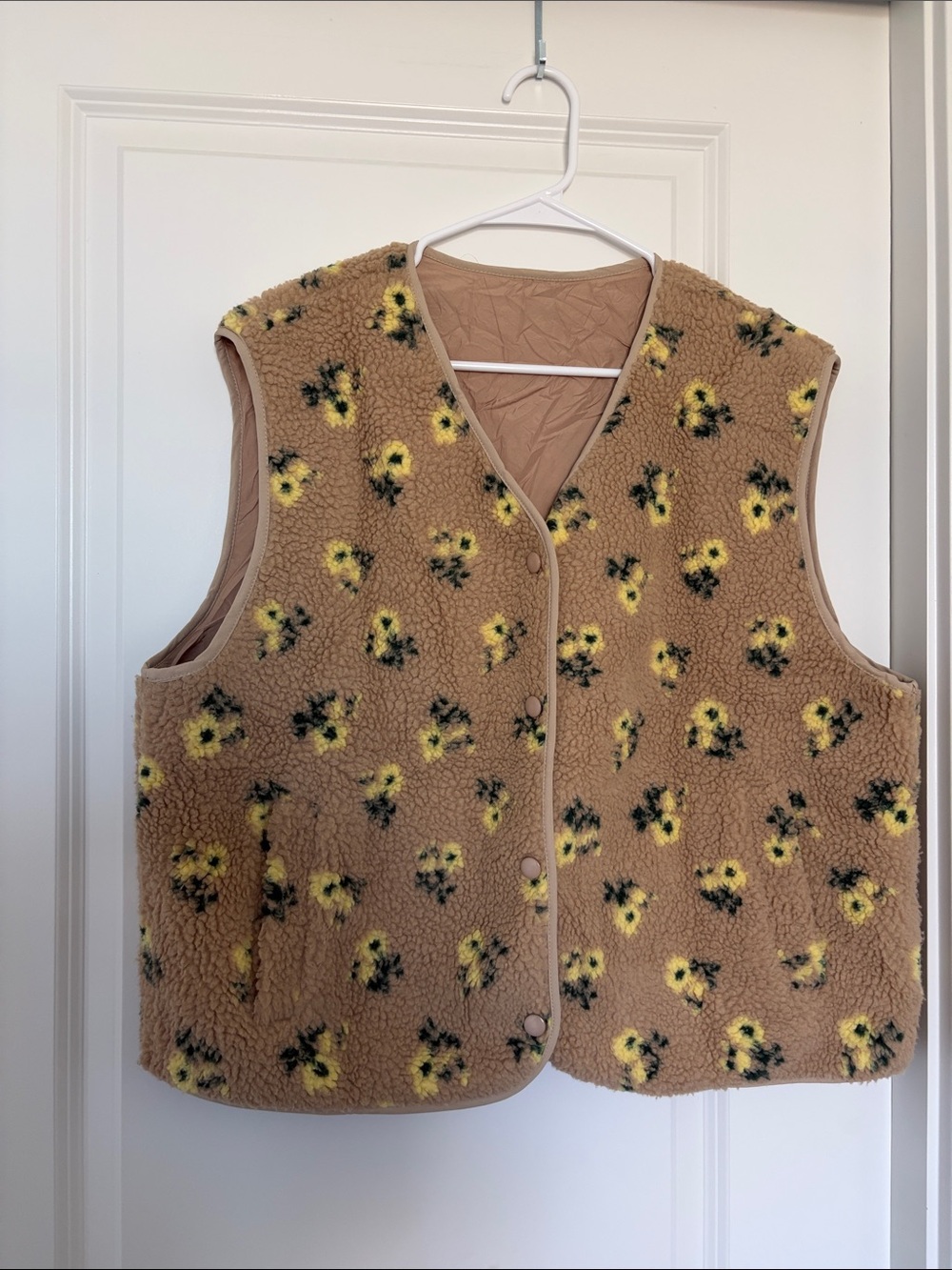 Kids Floral Sherpa Vest in Tan and Yellow - Unbranded